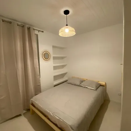 Apartment Paros Salon Et